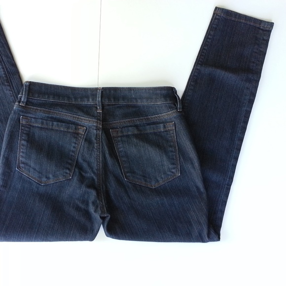 LOFT | Curvy Skinny jeans size 2P - Picture 3 of 3